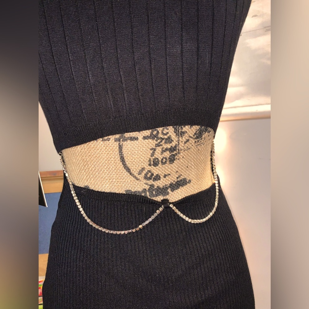 Black bodycon dress - Picture 7 of 12